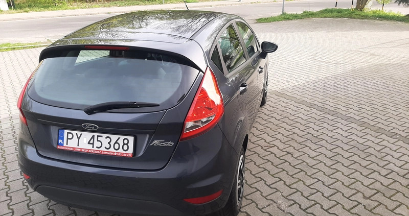 Ford Fiesta cena 13000 przebieg: 163000, rok produkcji 2009 z Poznań małe 92